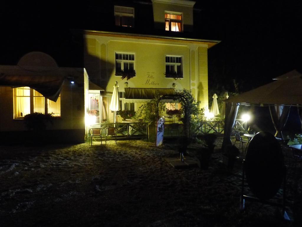Villa Meteor Marianske Lazne Exterior foto